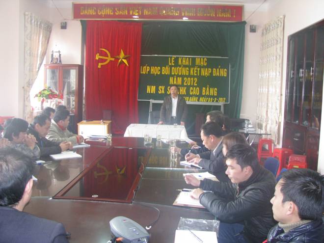 Lớp học bồi dưỡng kết nạp đảng 2012 tại NM Mirex Cao Bằng  